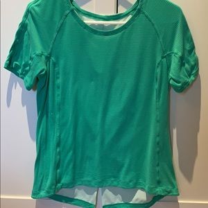 Lululemon sz6 Tshirt